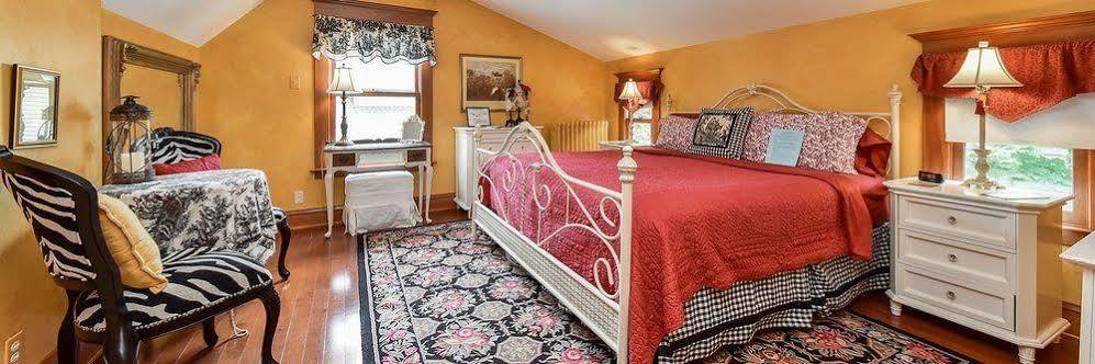 Harrison House Bed & Breakfast Naperville Esterno foto