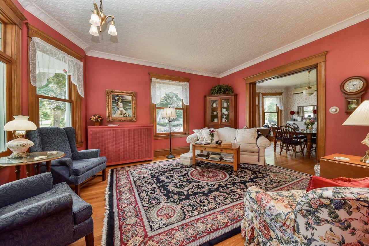 Harrison House Bed & Breakfast Naperville Esterno foto