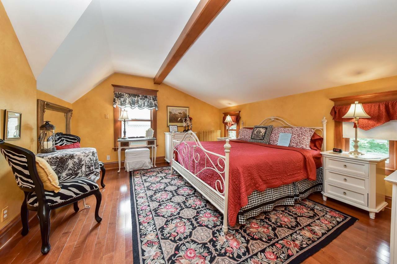 Harrison House Bed & Breakfast Naperville Esterno foto